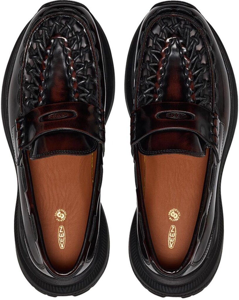 KEEN「UNEEK LOAFER WK」に限定新色“コードバン”登場、編みコード